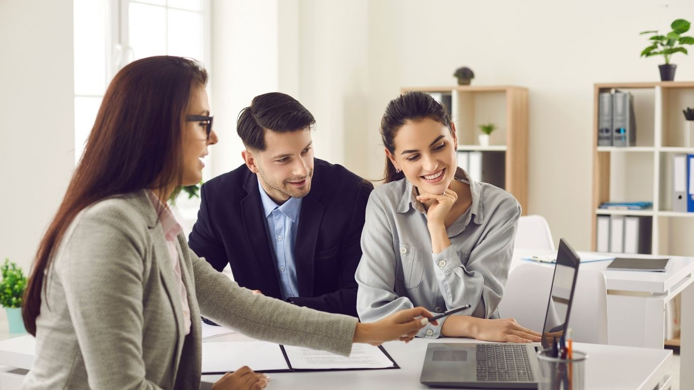 Consejos para negociar con éxito en corretaje financiero